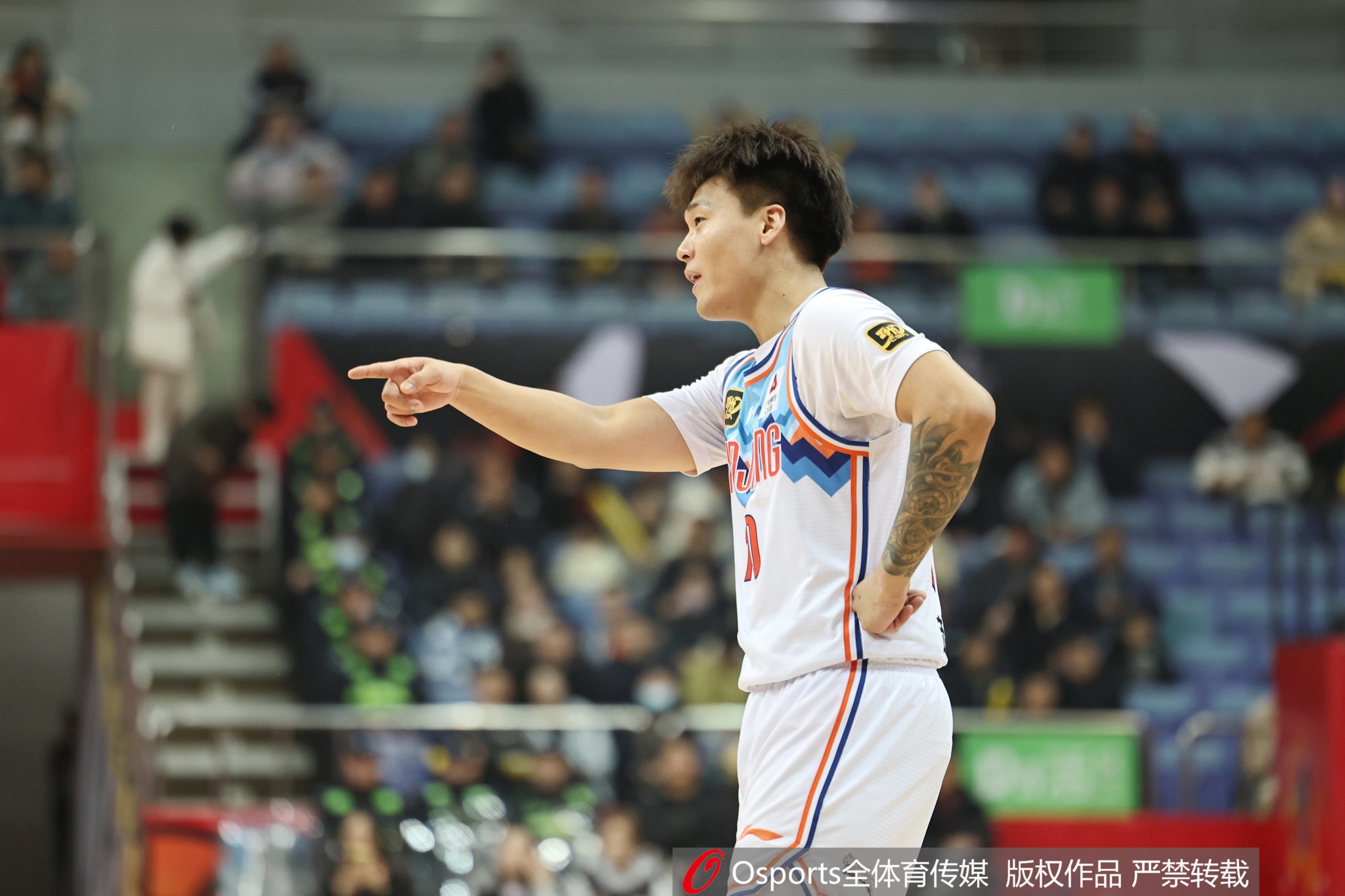 首战旧主!赵睿半场5中1仅拿4分3板3助1断 正负值-19